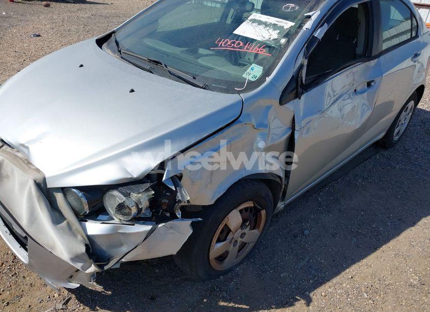 Photo 13 of 2016 Chevrolet Sonic LS AUTO (VIN 1G1JA5SH2G4185696)