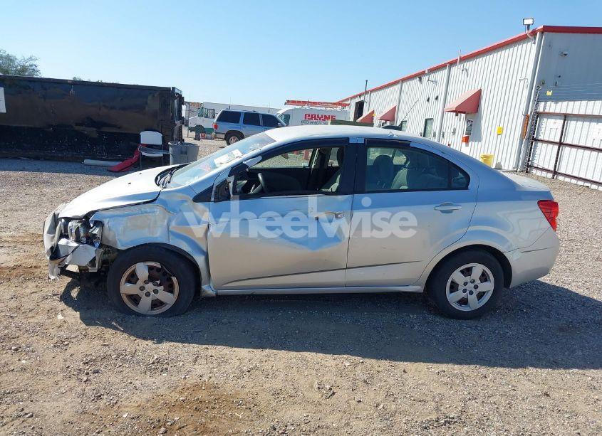 Photo 16 of 2016 Chevrolet Sonic LS AUTO (VIN 1G1JA5SH2G4185696)