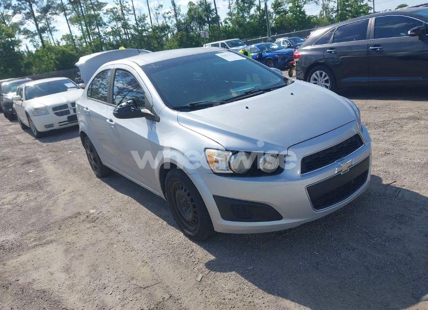 2015 Chevrolet Sonic LS AUTO (VIN 1G1JA5SH3F4217022) main photo