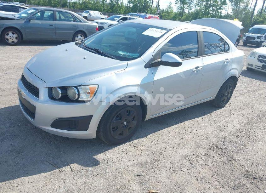 Photo 2 of 2015 Chevrolet Sonic LS AUTO (VIN 1G1JA5SH3F4217022)