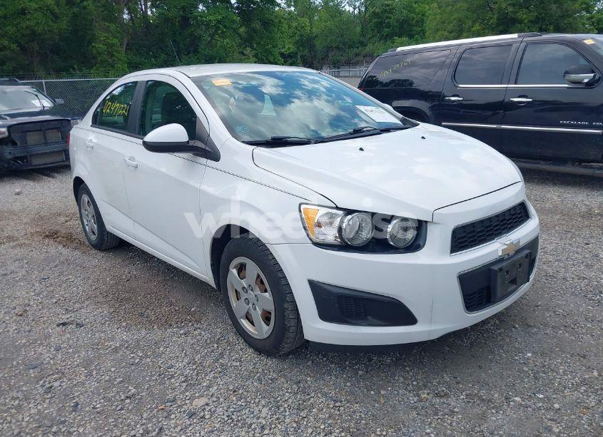 2016 Chevrolet Sonic LS AUTO (VIN 1G1JA5SH3G4120520) main photo
