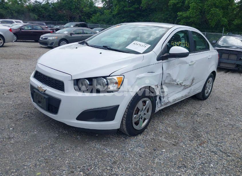 Photo 2 of 2016 Chevrolet Sonic LS AUTO (VIN 1G1JA5SH3G4120520)
