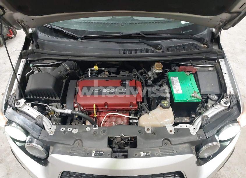 Photo 10 of 2012 Chevrolet Sonic 2LS (VIN 1G1JA5SH4C4108516)