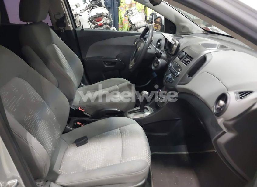 Photo 5 of 2012 Chevrolet Sonic 2LS (VIN 1G1JA5SH4C4108516)