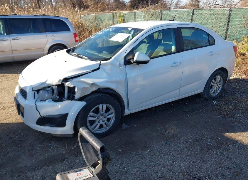 Photo 2 of 2012 Chevrolet Sonic 2LS (VIN 1G1JA5SH4C4208955)