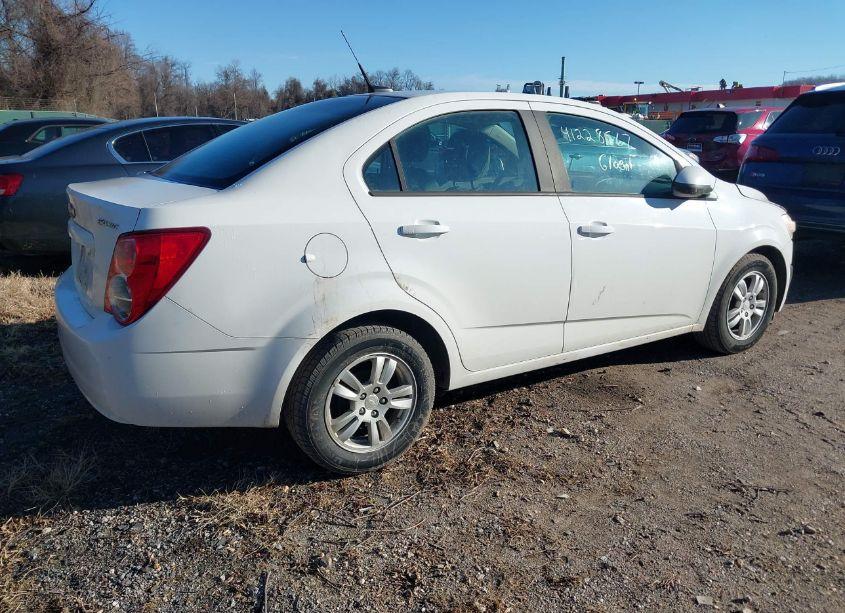 Photo 4 of 2012 Chevrolet Sonic 2LS (VIN 1G1JA5SH4C4208955)