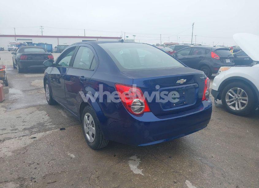 Photo 3 of 2013 Chevrolet Sonic LS AUTO (VIN 1G1JA5SH4D4245148)
