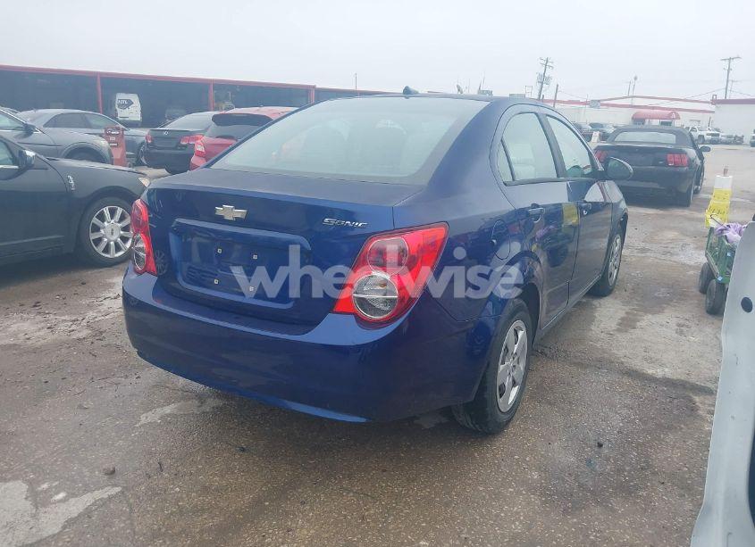 Photo 4 of 2013 Chevrolet Sonic LS AUTO (VIN 1G1JA5SH4D4245148)