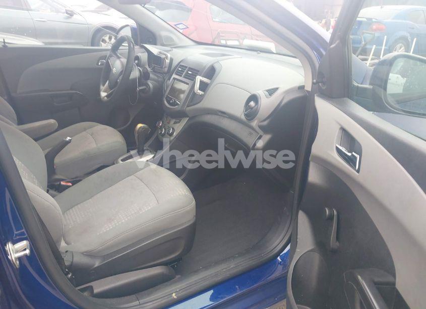 Photo 5 of 2013 Chevrolet Sonic LS AUTO (VIN 1G1JA5SH4D4245148)