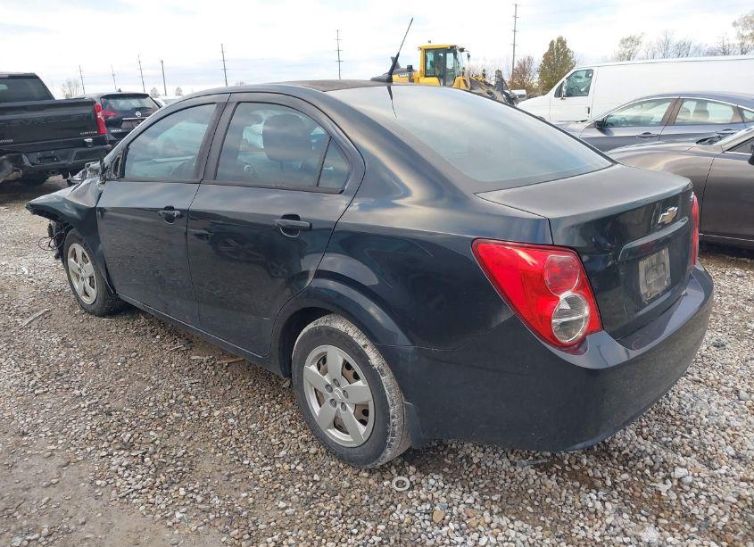 Photo 3 of 2014 Chevrolet Sonic LS AUTO (VIN 1G1JA5SH4E4195515)