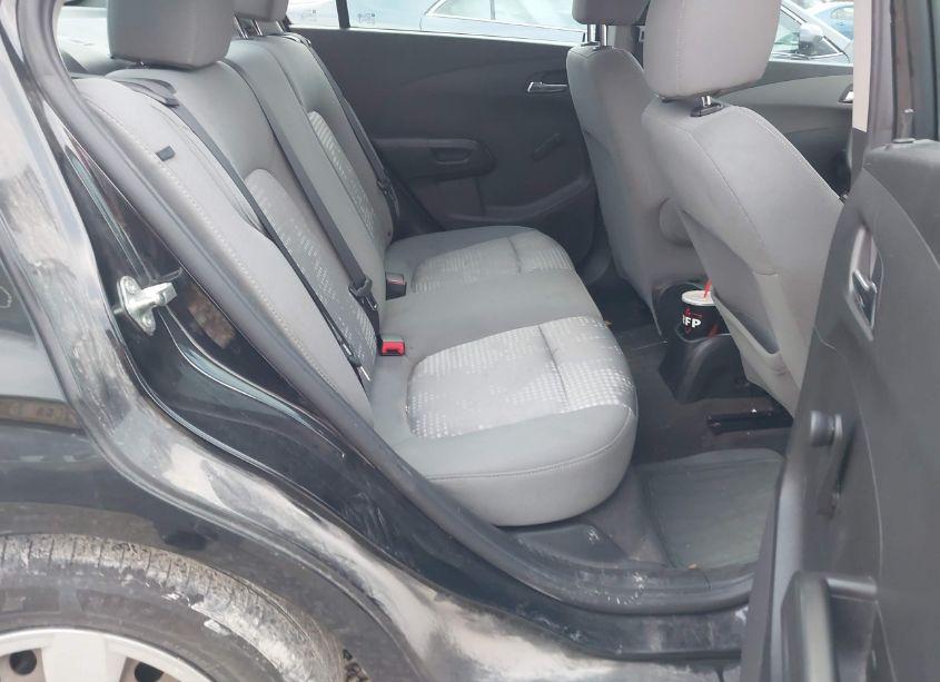 Photo 8 of 2014 Chevrolet Sonic LS AUTO (VIN 1G1JA5SH4E4195515)