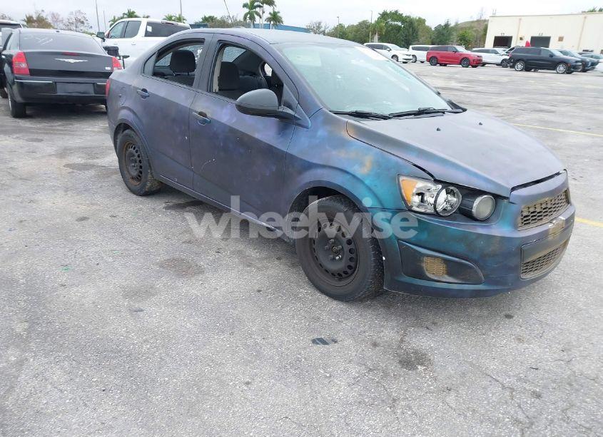 2015 Chevrolet Sonic LS AUTO (VIN 1G1JA5SH4F4218454) main photo