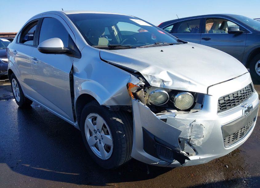 Photo 6 of 2013 Chevrolet Sonic LS AUTO (VIN 1G1JA5SH5D4217651)