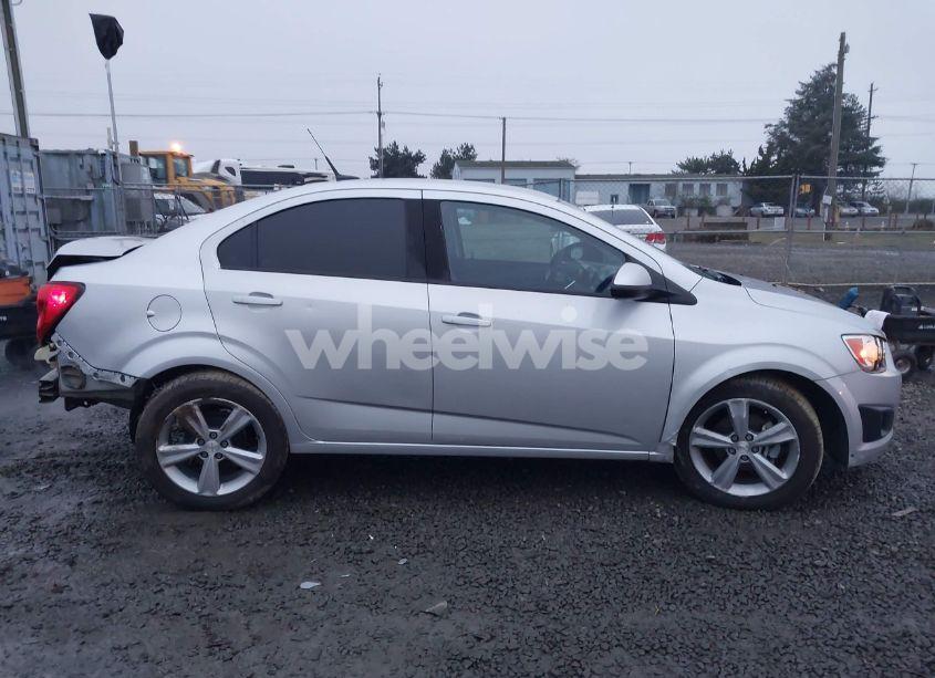 Photo 14 of 2014 Chevrolet Sonic LS AUTO (VIN 1G1JA5SH5E4148378)