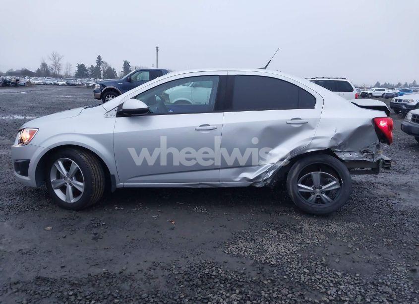 Photo 15 of 2014 Chevrolet Sonic LS AUTO (VIN 1G1JA5SH5E4148378)