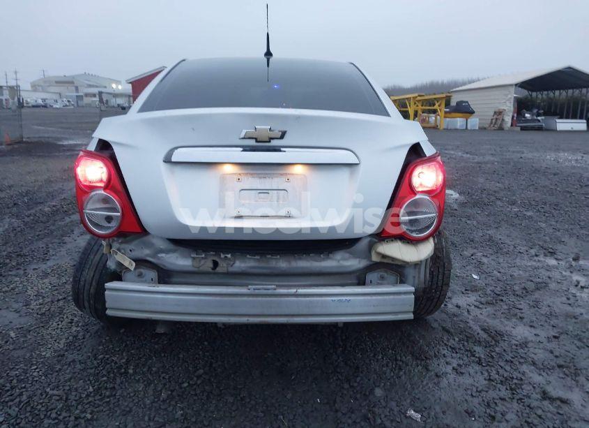 Photo 17 of 2014 Chevrolet Sonic LS AUTO (VIN 1G1JA5SH5E4148378)