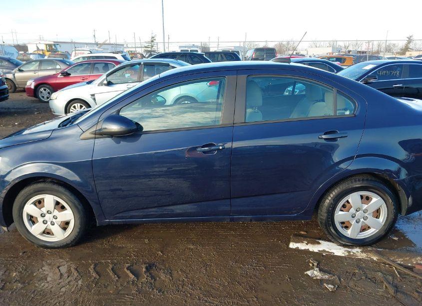 Photo 14 of 2015 Chevrolet Sonic LS AUTO (VIN 1G1JA5SH5F4127385)