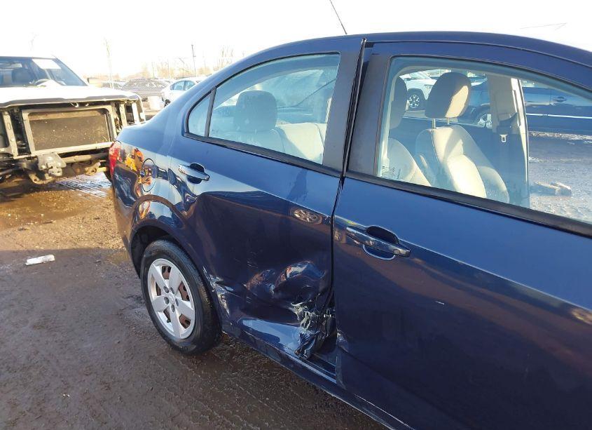 Photo 6 of 2015 Chevrolet Sonic LS AUTO (VIN 1G1JA5SH5F4127385)