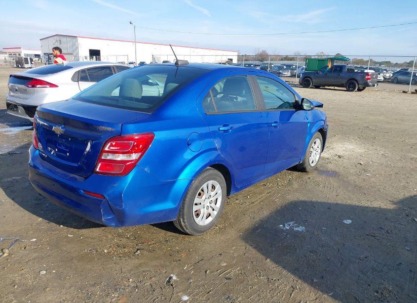 Photo 4 of 2018 Chevrolet Sonic LS MANUAL (VIN 1G1JA5SH5J4130084)