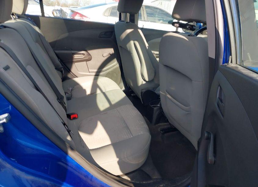 Photo 8 of 2018 Chevrolet Sonic LS MANUAL (VIN 1G1JA5SH5J4130084)