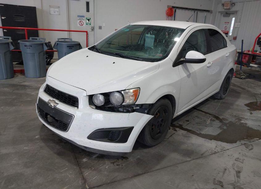 Photo 2 of 2014 Chevrolet Sonic LS AUTO (VIN 1G1JA5SH6E4155498)
