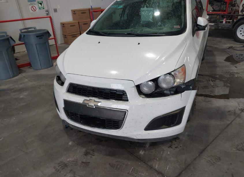Photo 6 of 2014 Chevrolet Sonic LS AUTO (VIN 1G1JA5SH6E4155498)