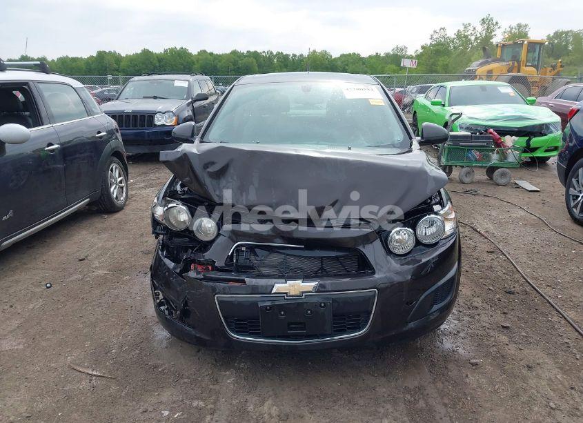 Photo 12 of 2014 Chevrolet Sonic LS AUTO (VIN 1G1JA5SH6E4223010)