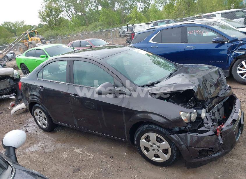 Photo 13 of 2014 Chevrolet Sonic LS AUTO (VIN 1G1JA5SH6E4223010)