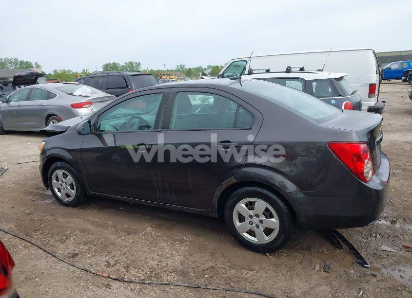 Photo 14 of 2014 Chevrolet Sonic LS AUTO (VIN 1G1JA5SH6E4223010)