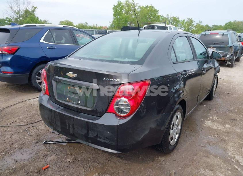 Photo 4 of 2014 Chevrolet Sonic LS AUTO (VIN 1G1JA5SH6E4223010)