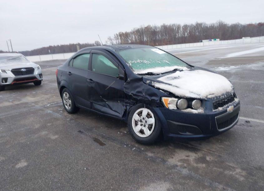 2015 Chevrolet Sonic LS AUTO (VIN 1G1JA5SH6F4145278) main photo