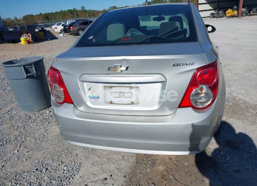 Photo 16 of 2015 Chevrolet Sonic LS AUTO (VIN 1G1JA5SH6F4181018)