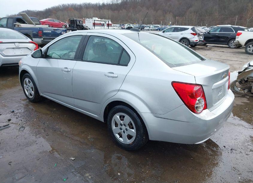 Photo 3 of 2016 Chevrolet Sonic LS AUTO (VIN 1G1JA5SH6G4132628)