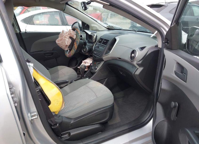 Photo 5 of 2016 Chevrolet Sonic LS AUTO (VIN 1G1JA5SH6G4132628)