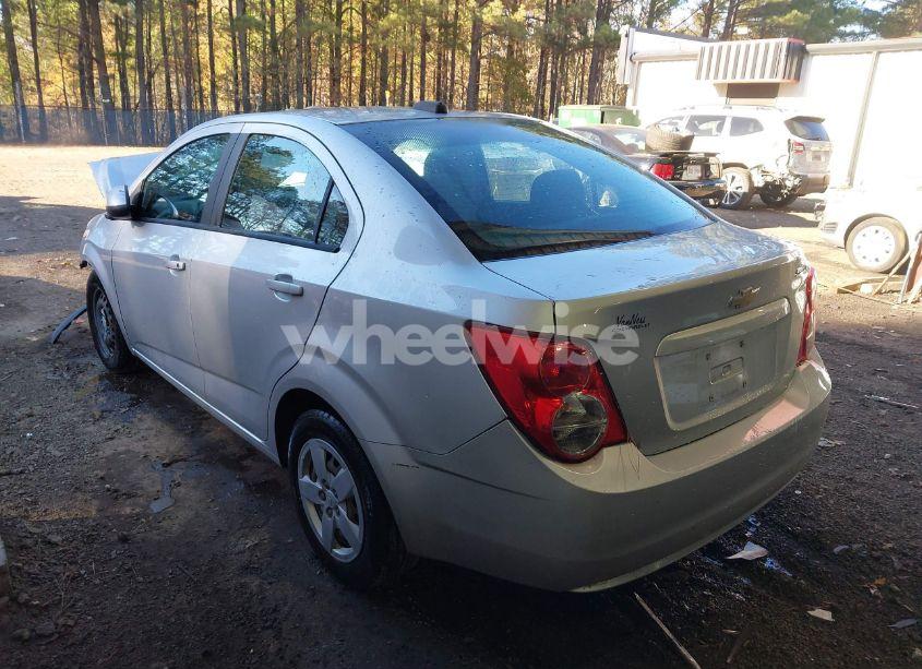 Photo 3 of 2016 Chevrolet Sonic LS AUTO (VIN 1G1JA5SH6G4185555)