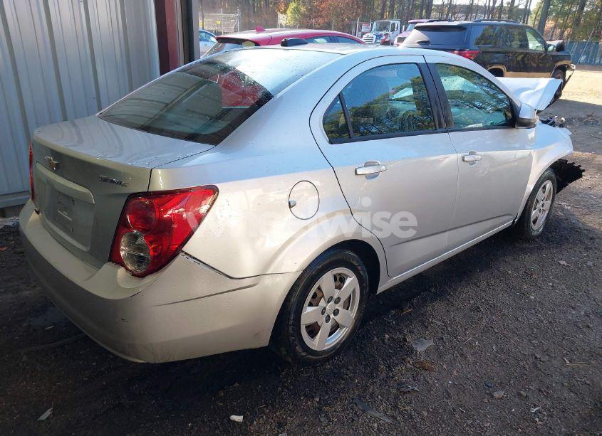 Photo 4 of 2016 Chevrolet Sonic LS AUTO (VIN 1G1JA5SH6G4185555)