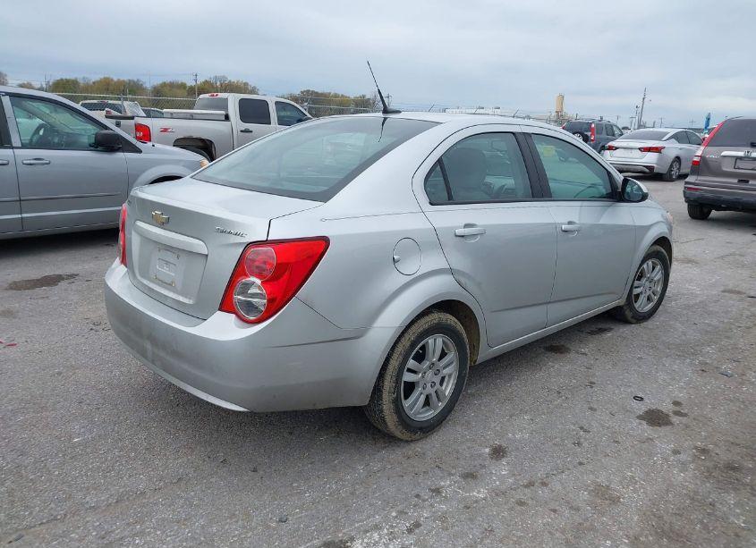Photo 4 of 2012 Chevrolet Sonic 2LS (VIN 1G1JA5SH7C4190936)