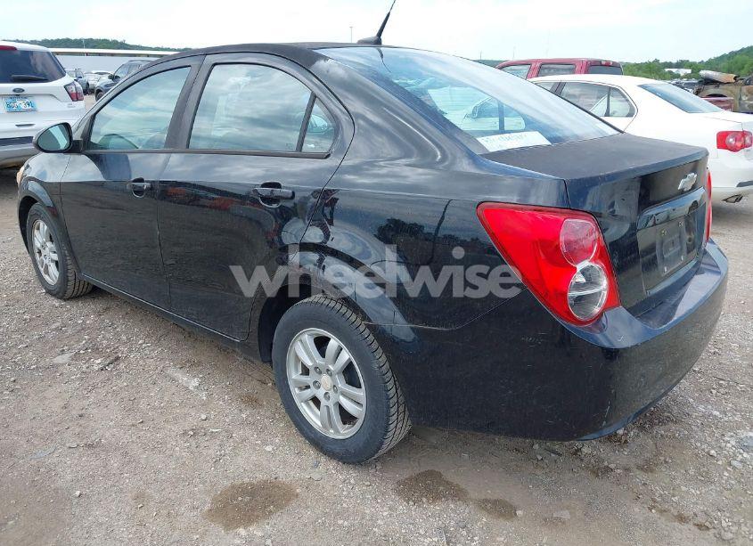 Photo 3 of 2012 Chevrolet Sonic 2LS (VIN 1G1JA5SH8C4218047)