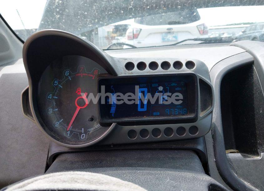 Photo 7 of 2012 Chevrolet Sonic 2LS (VIN 1G1JA5SH8C4218047)