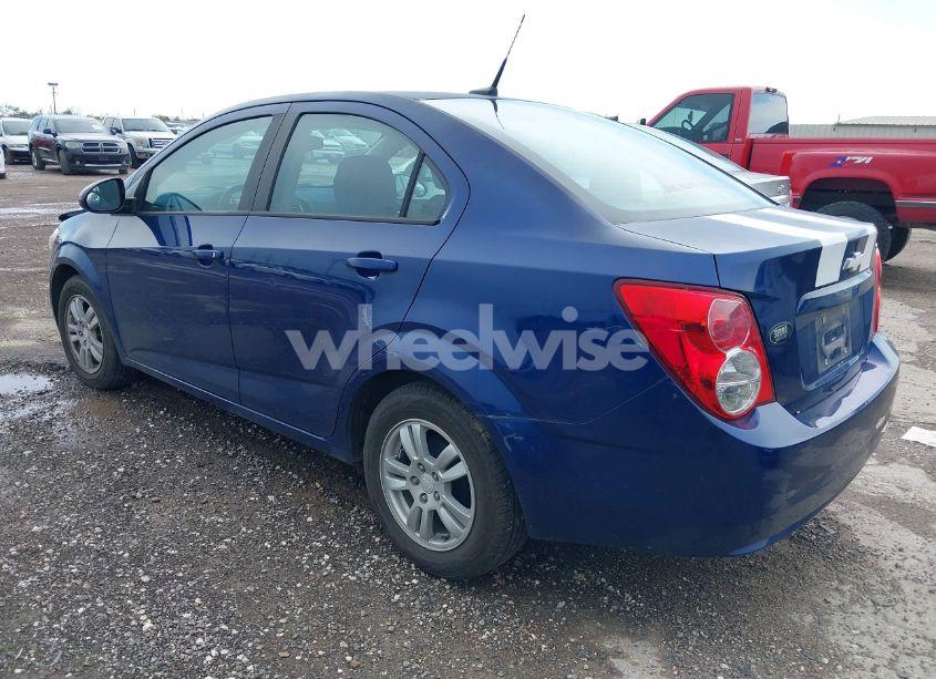 Photo 3 of 2012 Chevrolet Sonic 2LS (VIN 1G1JA5SH8C4228898)