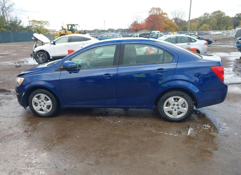 Photo 14 of 2014 Chevrolet Sonic LS AUTO (VIN 1G1JA5SH8E4121241)