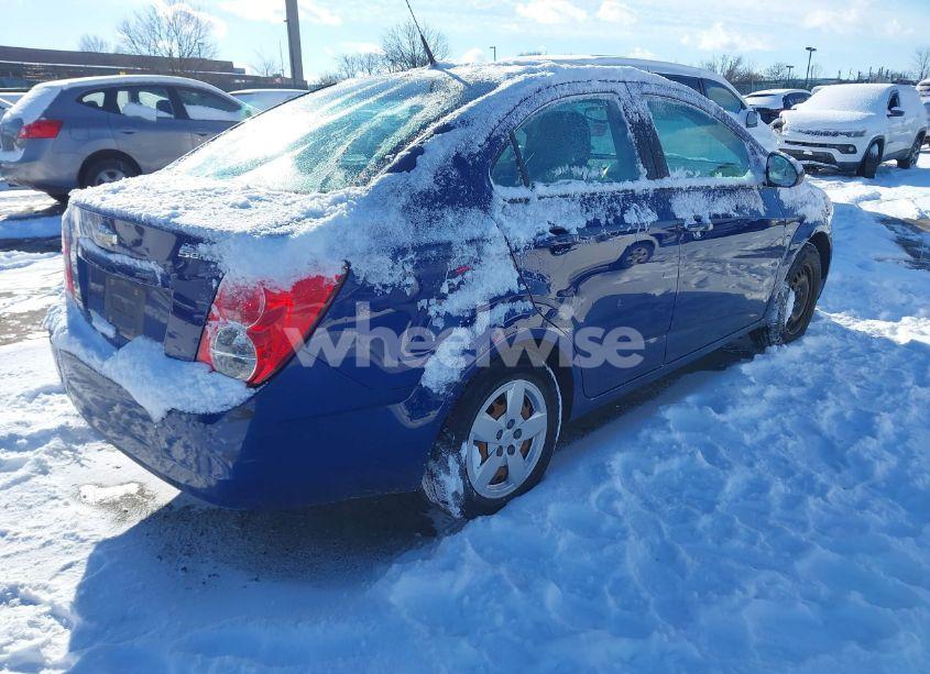 Photo 4 of 2014 Chevrolet Sonic LS AUTO (VIN 1G1JA5SH8E4222750)