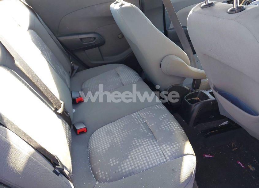 Photo 8 of 2014 Chevrolet Sonic LS AUTO (VIN 1G1JA5SH8E4222750)