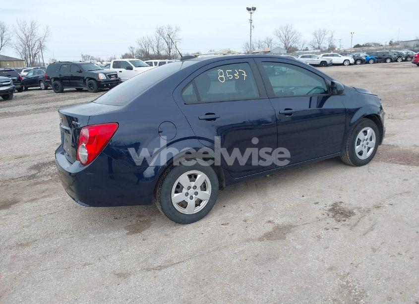 Photo 4 of 2015 Chevrolet Sonic LS AUTO (VIN 1G1JA5SH8F4125906)