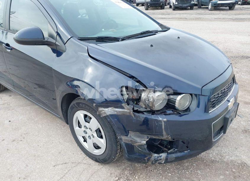 Photo 6 of 2015 Chevrolet Sonic LS AUTO (VIN 1G1JA5SH8F4125906)