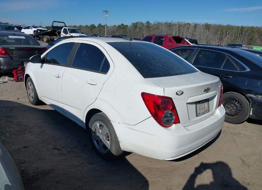 Photo 3 of 2016 Chevrolet Sonic LS AUTO (VIN 1G1JA5SH8G4109271)
