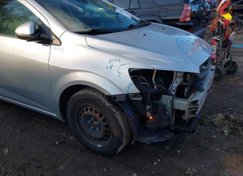 Photo 14 of 2014 Chevrolet Sonic LS AUTO (VIN 1G1JA5SH9E4168035)