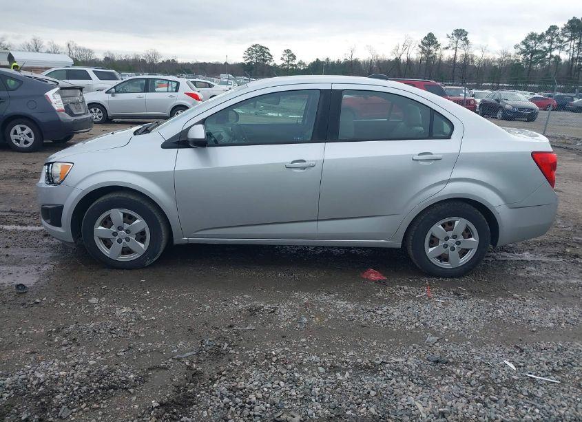 Photo 14 of 2016 Chevrolet Sonic LS AUTO (VIN 1G1JA5SH9G4131196)