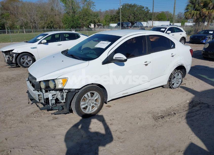 Photo 2 of 2016 Chevrolet Sonic LS AUTO (VIN 1G1JA5SH9G4153814)