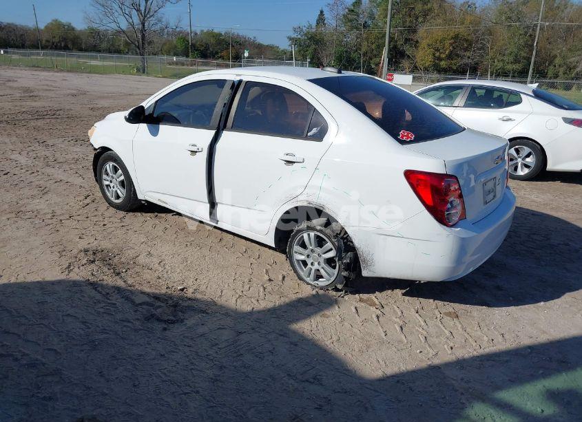 Photo 3 of 2016 Chevrolet Sonic LS AUTO (VIN 1G1JA5SH9G4153814)